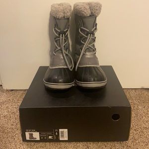 Sorel Youth snow boots